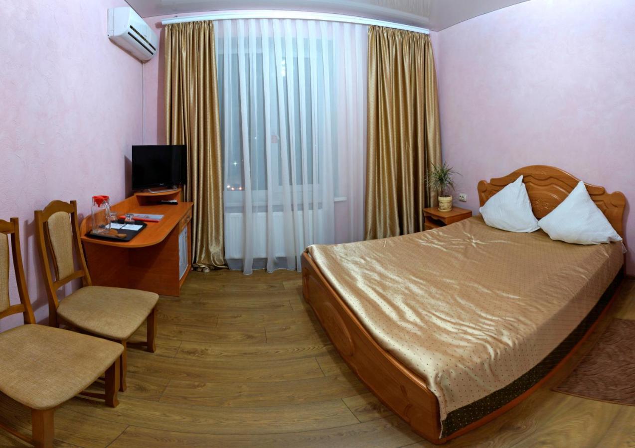 De Luxe Hotel Khmil'nyk Exterior foto